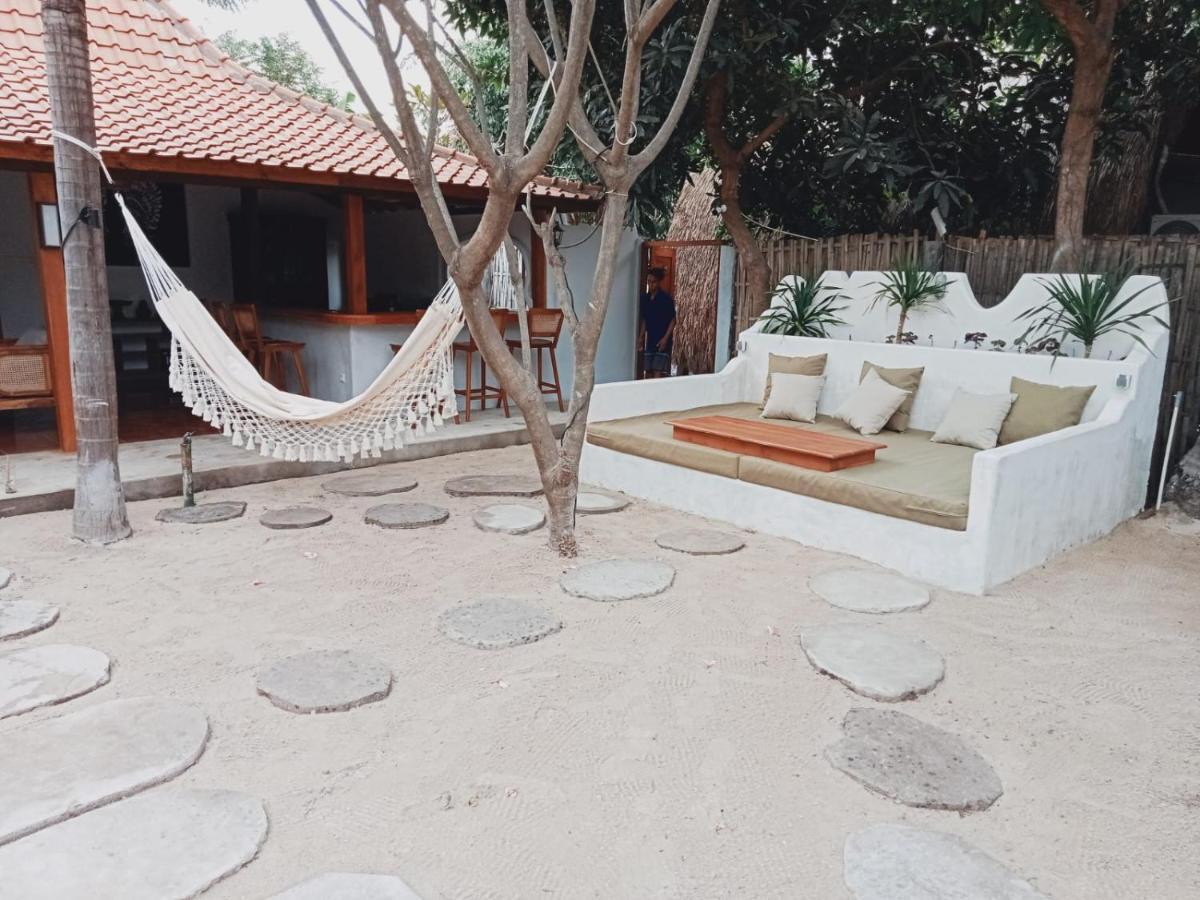 Villa Ardi Beltza Gili Air Buitenkant foto