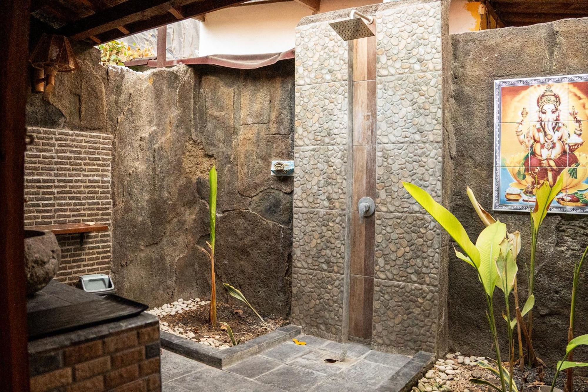 Villa Ardi Beltza Gili Air Buitenkant foto